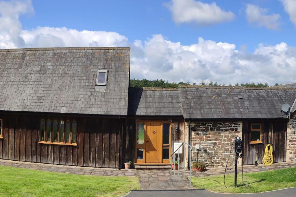 Spacious Luxury Barn Conversion - Next To Tarka Trail Cycle Path Villa *